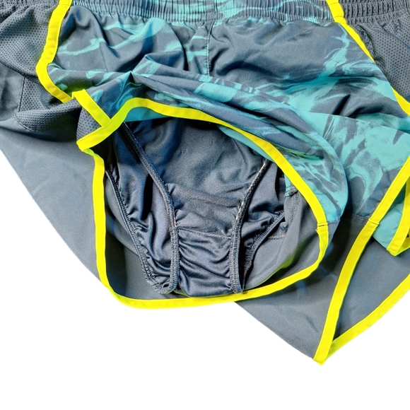 Nike Dri-fit shorts - Picture 6 of 8